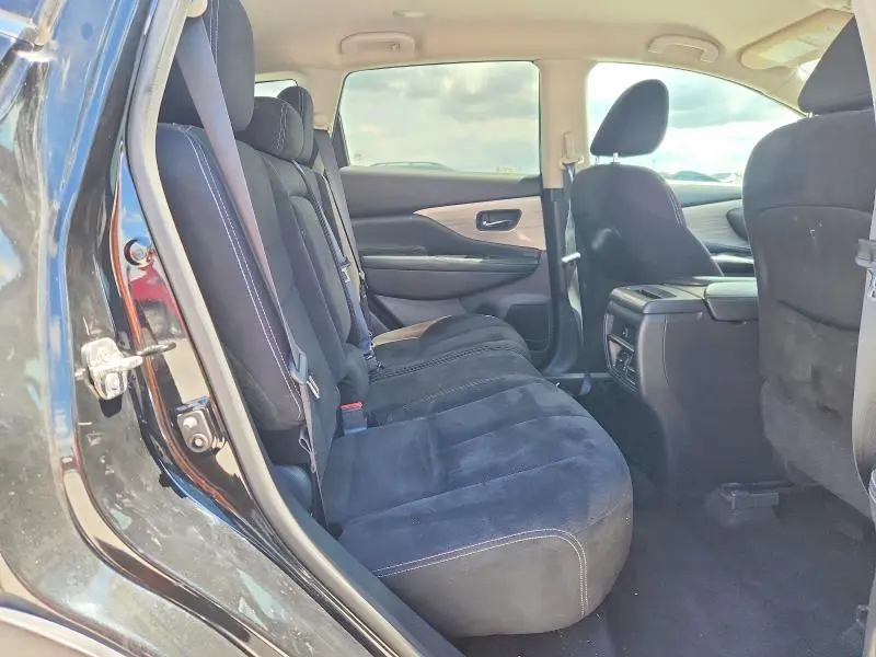 2016 NISSAN MURANO SV  