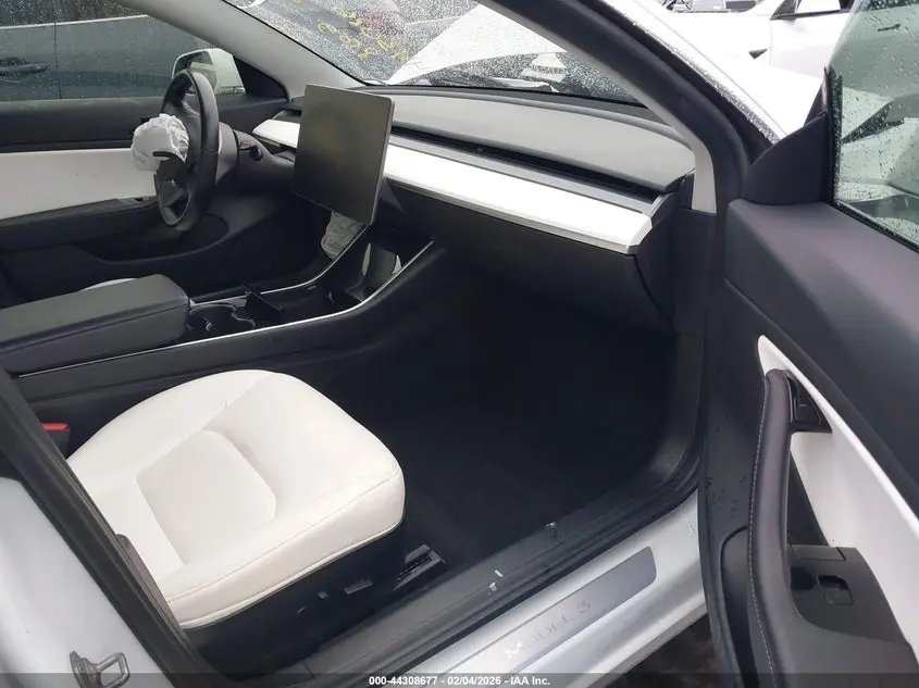 2018 TESLA MODEL 3 LONG RANGE/MID RANGE