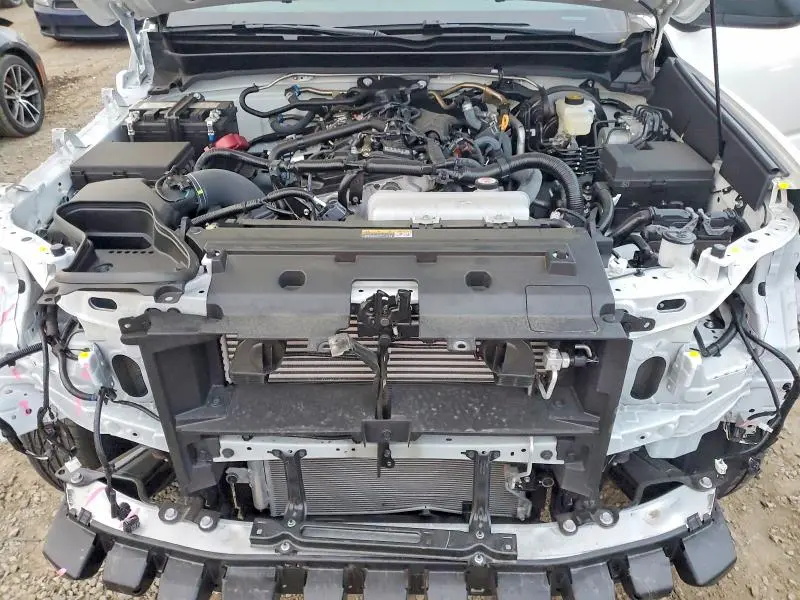 2025 TOYOTA TACOMA XTRACAB  