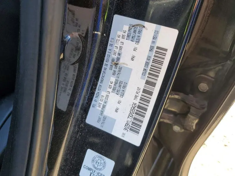 2016 MAZDA 3 TOURING  