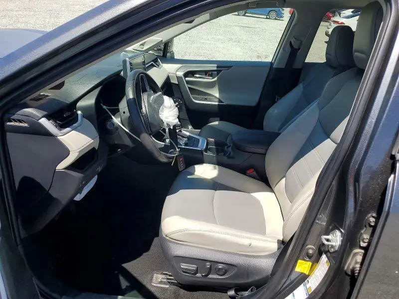 2020 TOYOTA RAV4 LIMITED  