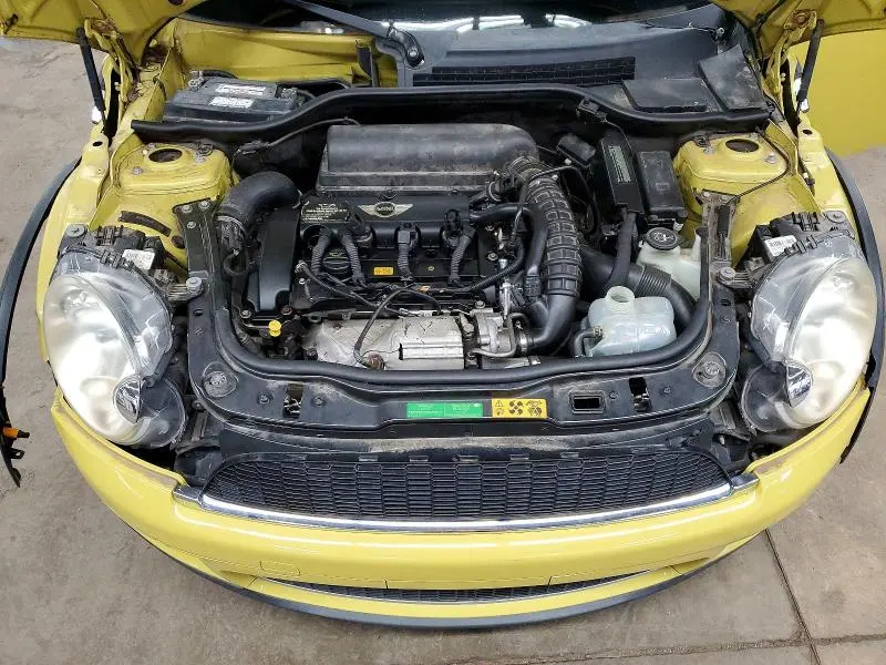 2010 MINI COOPER S  