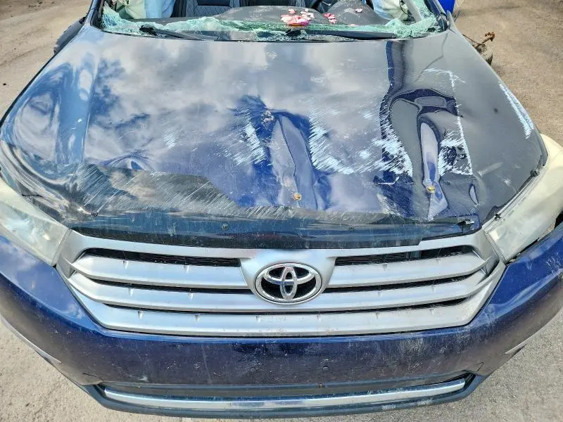 2013 TOYOTA HIGHLANDER BASE  