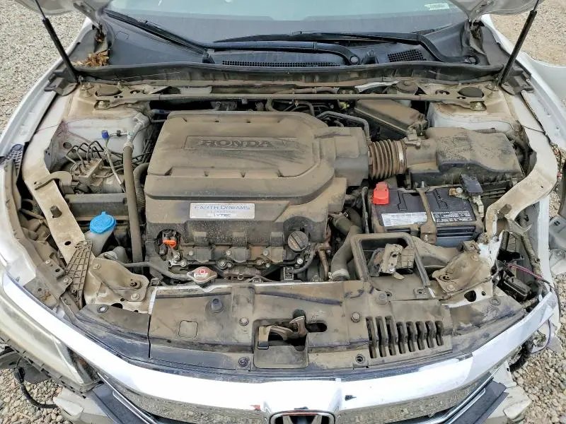 2017 HONDA ACCORD TOURING  