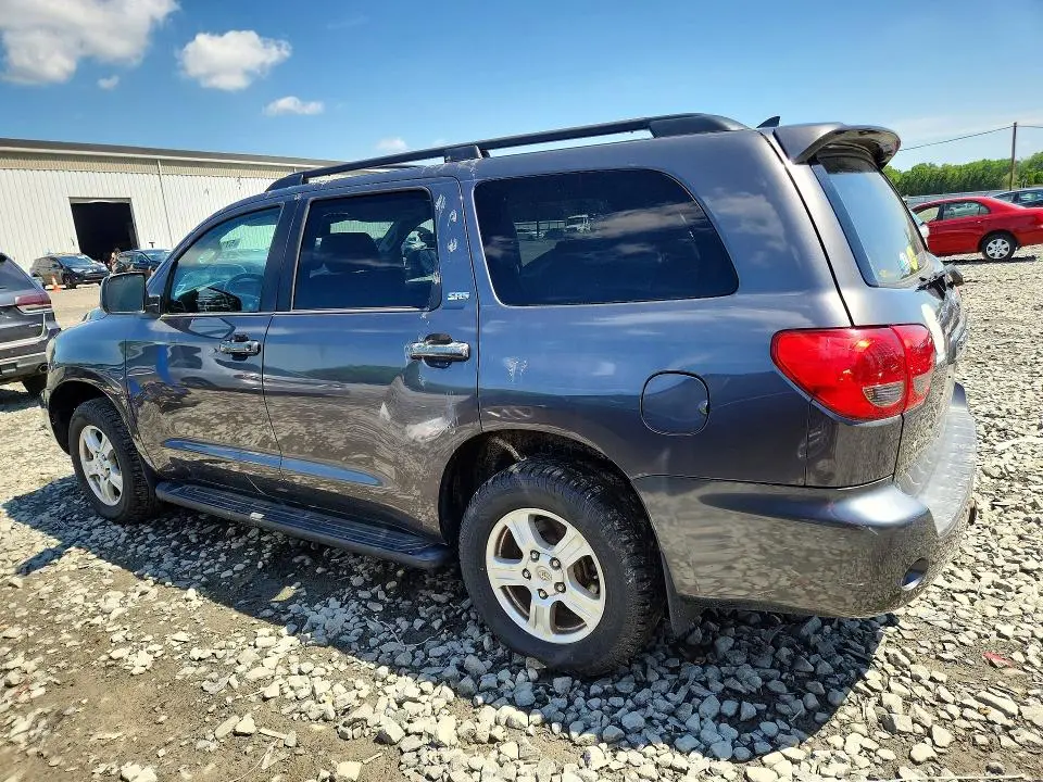 2013 TOYOTA SEQUOIA SR5  