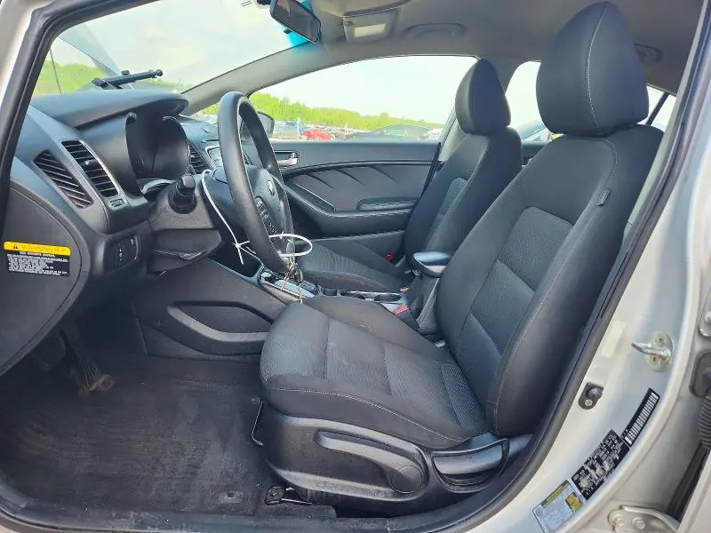2018 KIA FORTE LX  