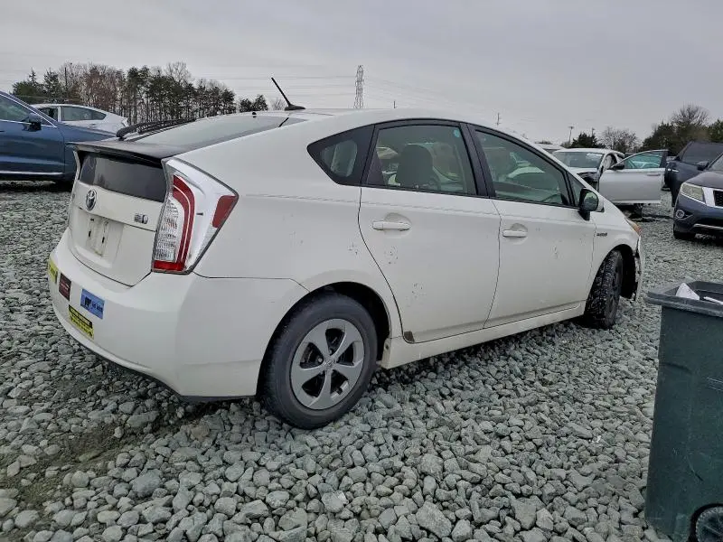 2015 TOYOTA PRIUS   