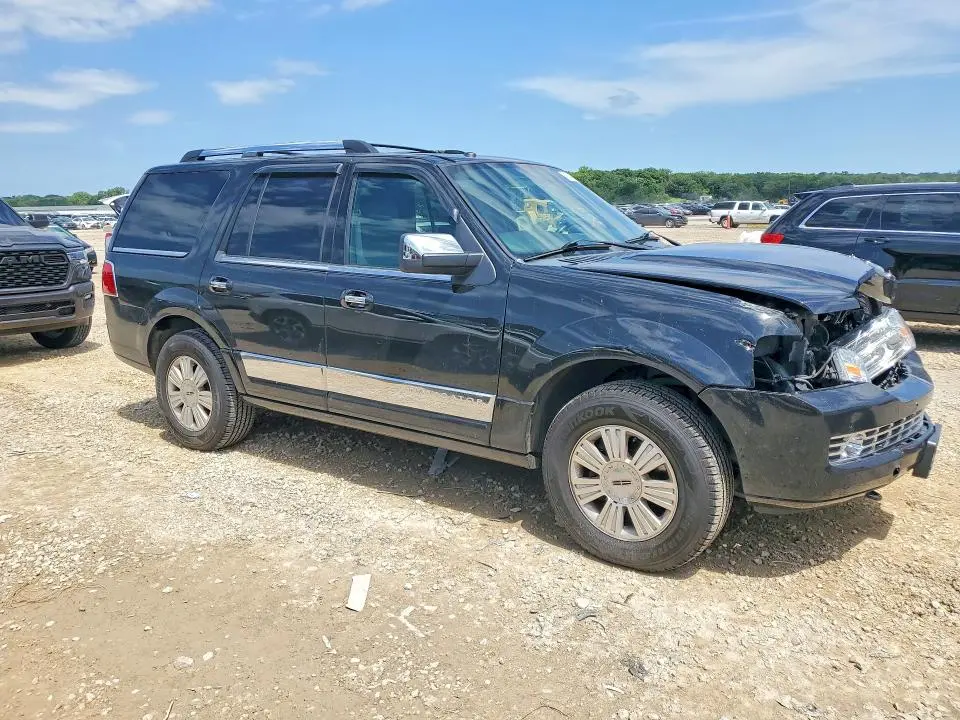 2014 LINCOLN NAVIGATOR   