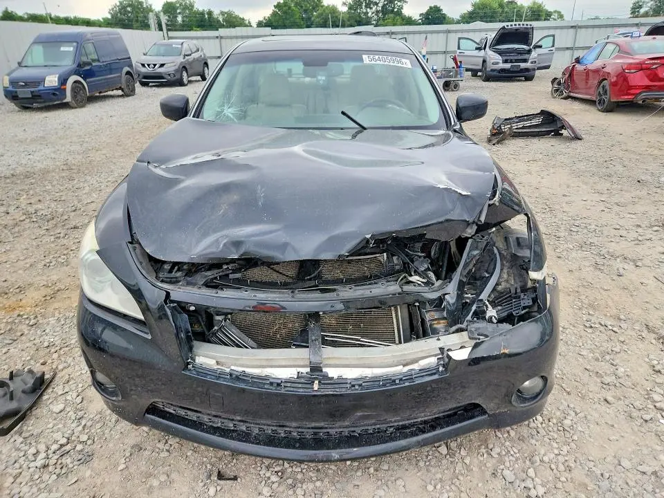 2013 INFINITI M37 X  
