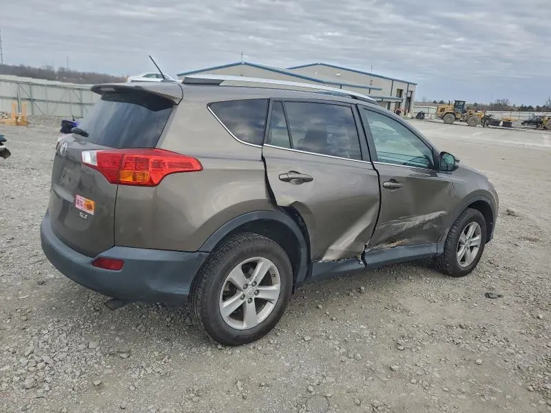 2014 TOYOTA RAV4 XLE  