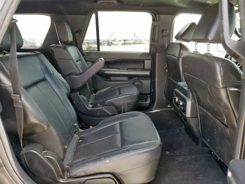 2021 FORD EXPEDITION XLT  