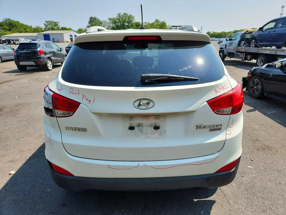2010 HYUNDAI TUCSON LIMITED  