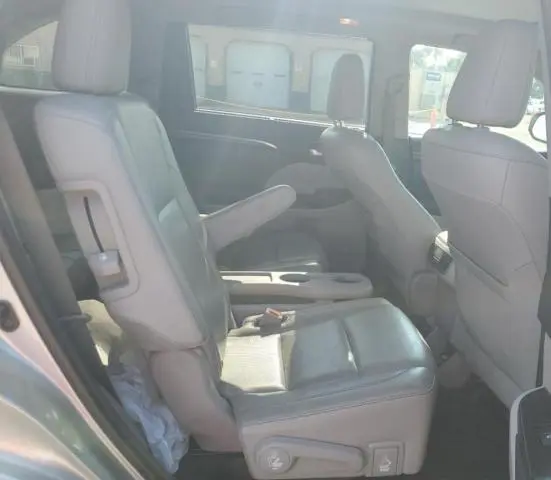 2014 TOYOTA HIGHLANDER LIMITED  