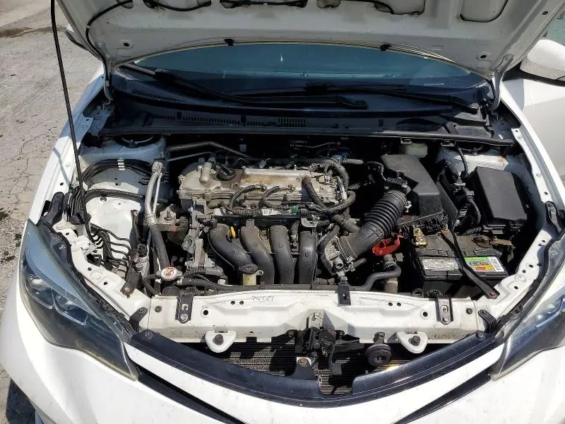 2018 TOYOTA COROLLA SE  