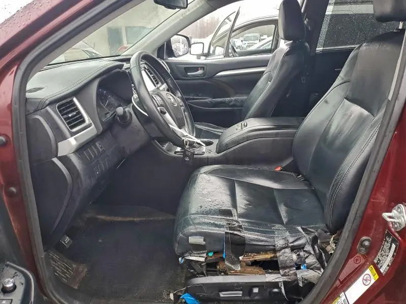 2014 TOYOTA HIGHLANDER XLE  