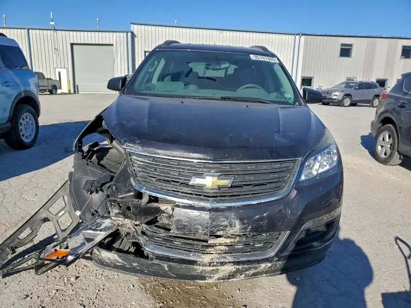 2016 CHEVROLET TRAVERSE LS  