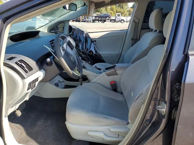 2013 TOYOTA PRIUS TWO  