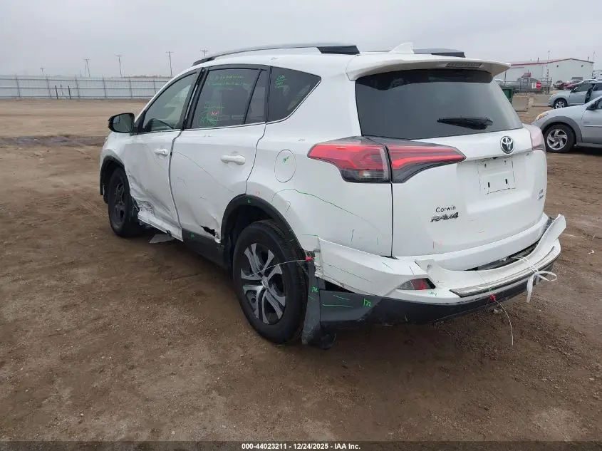 2018 TOYOTA RAV4 LE