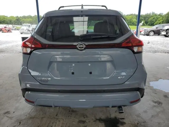 2024 NISSAN KICKS SV  