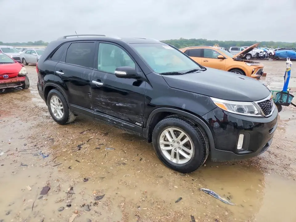 2014 KIA SORENTO LX  