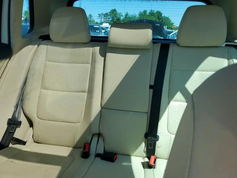 2014 VOLKSWAGEN TIGUAN S  