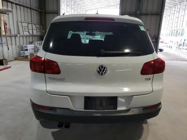 2016 VOLKSWAGEN TIGUAN S  