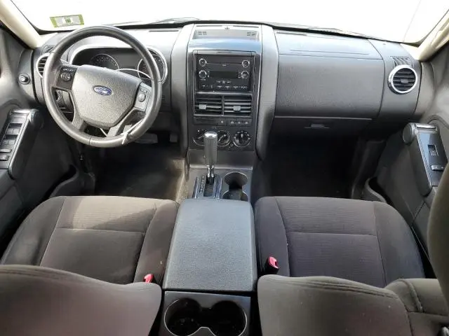 2010 FORD EXPLORER XLT  