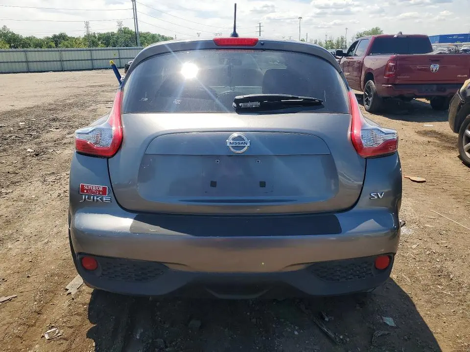 2015 NISSAN JUKE SV  