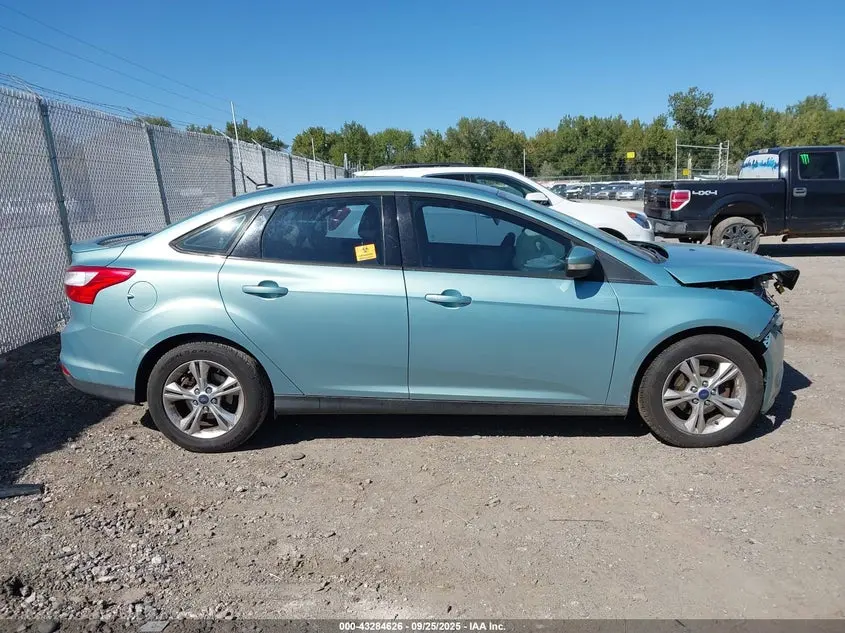 2012 FORD FOCUS SE