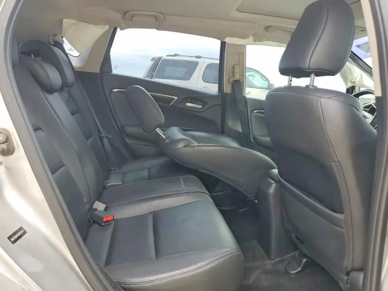 2016 HONDA FIT EX  
