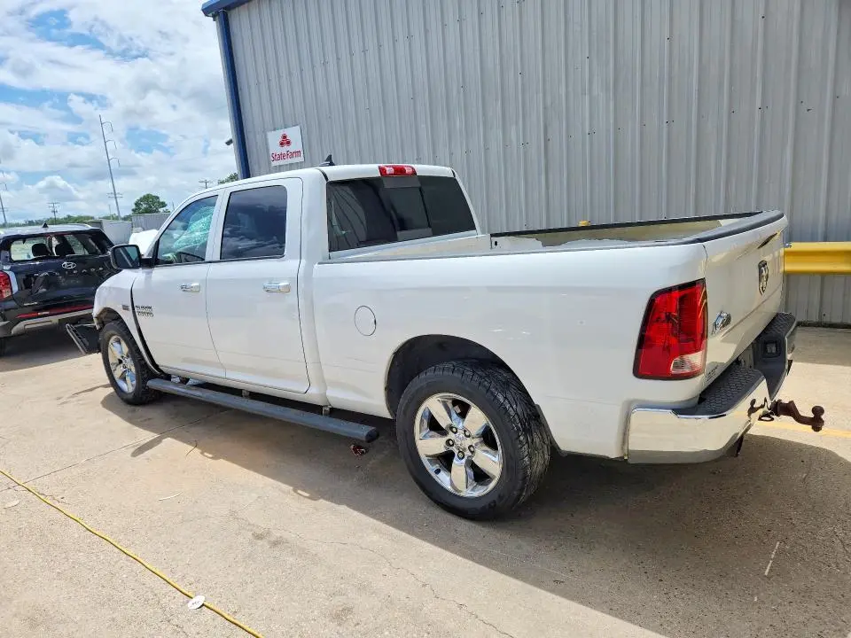2014 RAM 1500 SLT  
