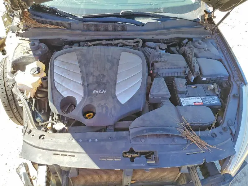 2015 KIA CADENZA PREMIUM  