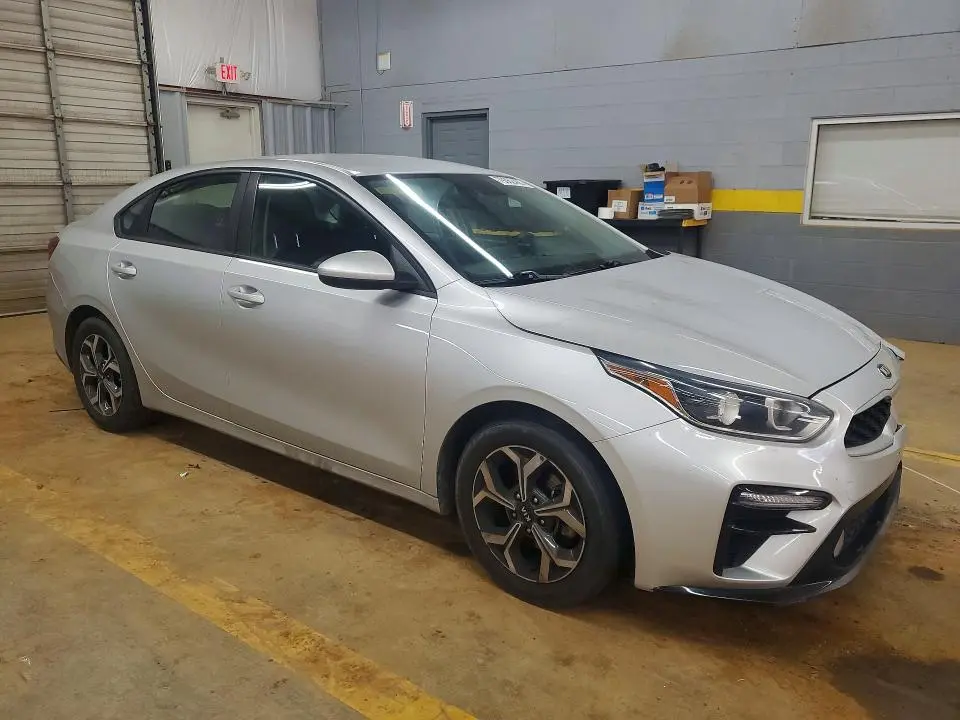 2019 KIA FORTE LXS  