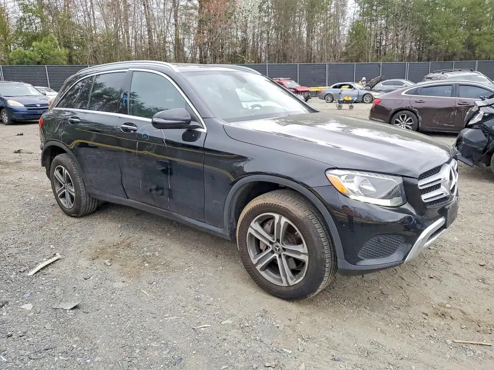 2019 MERCEDES-BENZ GLC 300 4MATIC  