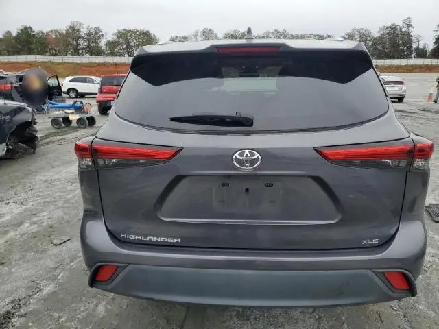 2020 TOYOTA HIGHLANDER XLE  