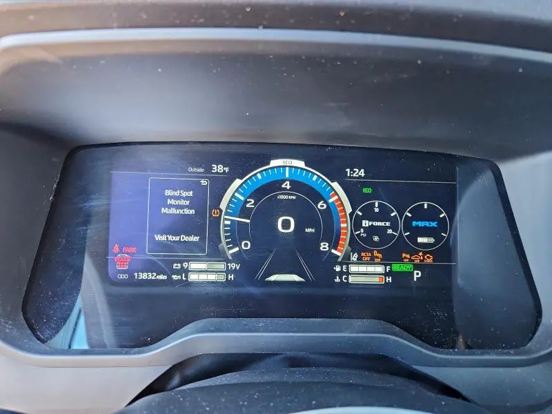 2024 TOYOTA SEQUOIA SR5  