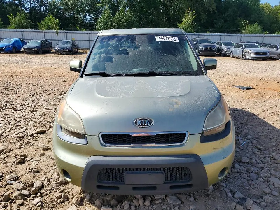 2010 KIA SOUL +  