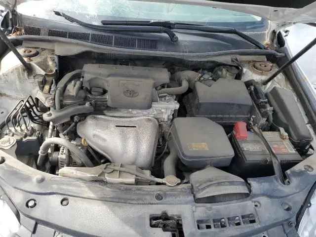 2015 TOYOTA CAMRY LE  