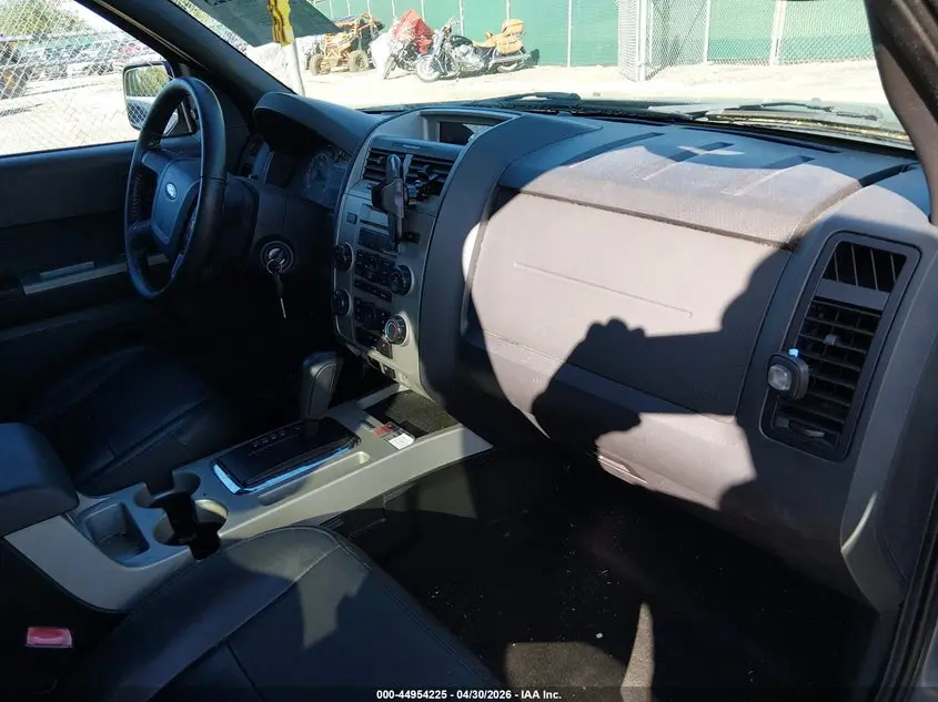 2011 FORD ESCAPE XLT AUTOMATIC