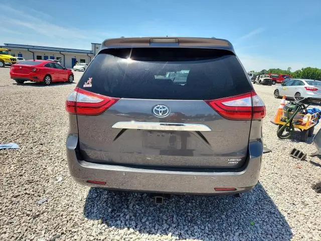 2017 TOYOTA SIENNA LIMITED PREMIUM 7-PASSENGER  