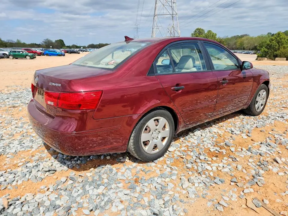 2010 HYUNDAI SONATA GLS  