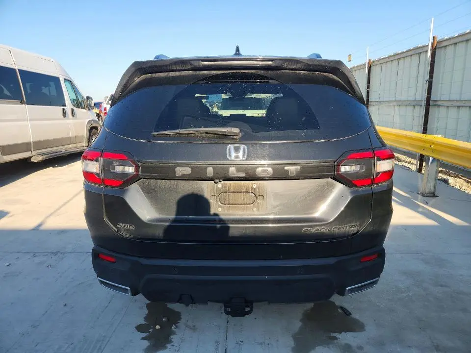 2025 HONDA PILOT BLACK  