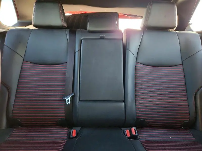 2025 TOYOTA RAV4 XSE  