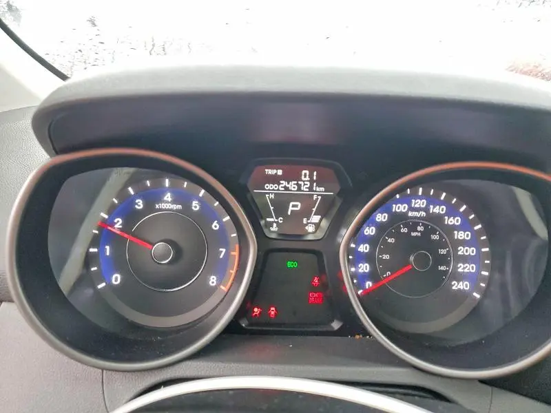 2013 HYUNDAI ELANTRA GLS  