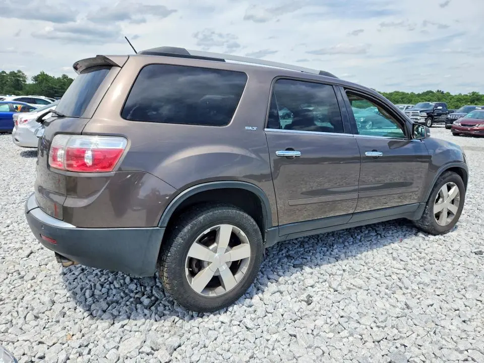 2011 GMC ACADIA SLT-1  