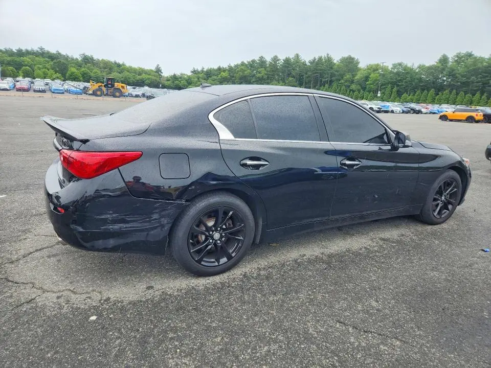 2015 INFINITI Q50 BASE  