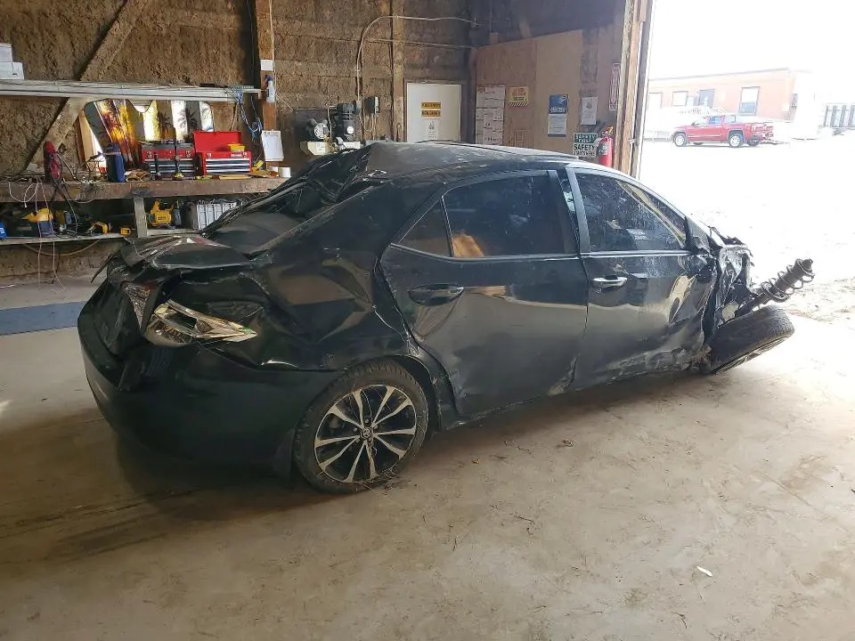 2017 TOYOTA COROLLA XSE  