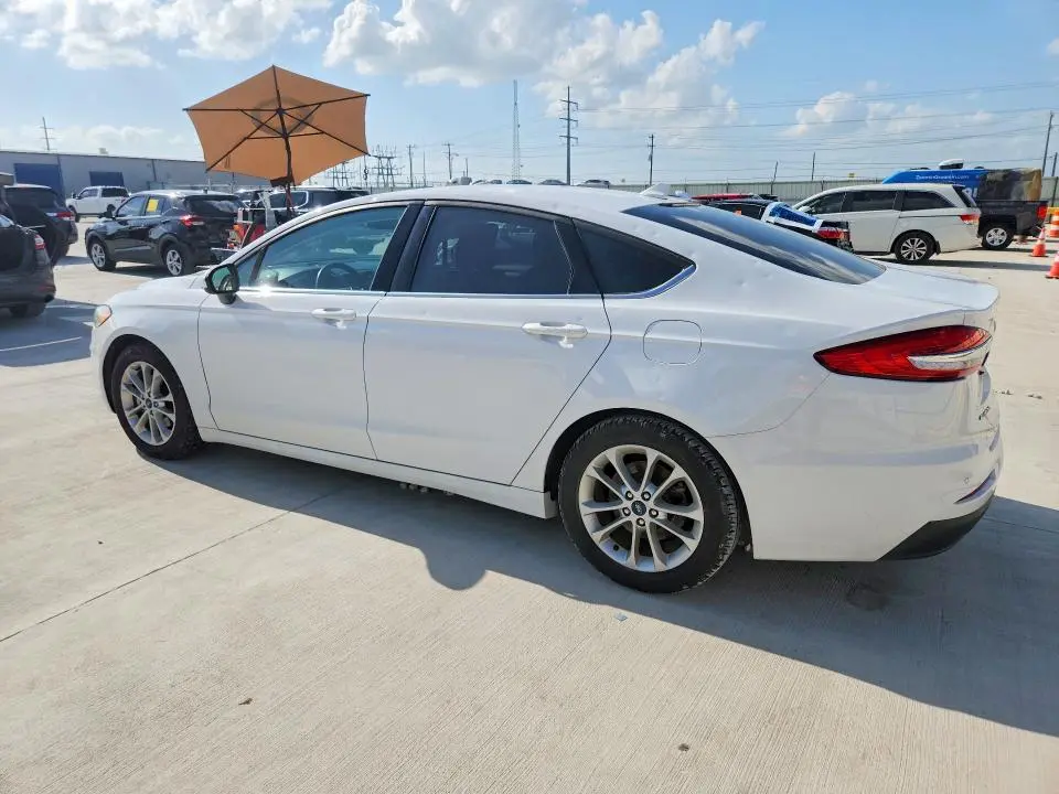 2019 FORD FUSION SE  