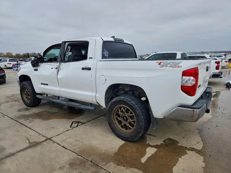 2020 TOYOTA TUNDRA CREWMAX SR5  