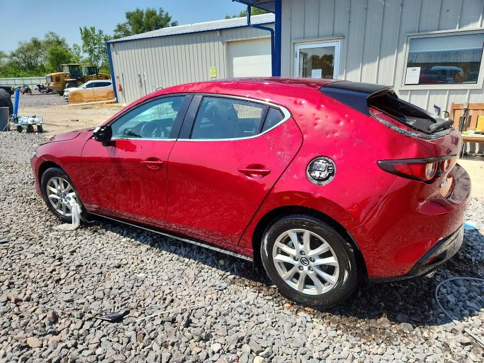 2025 MAZDA 3 PREFERRED  